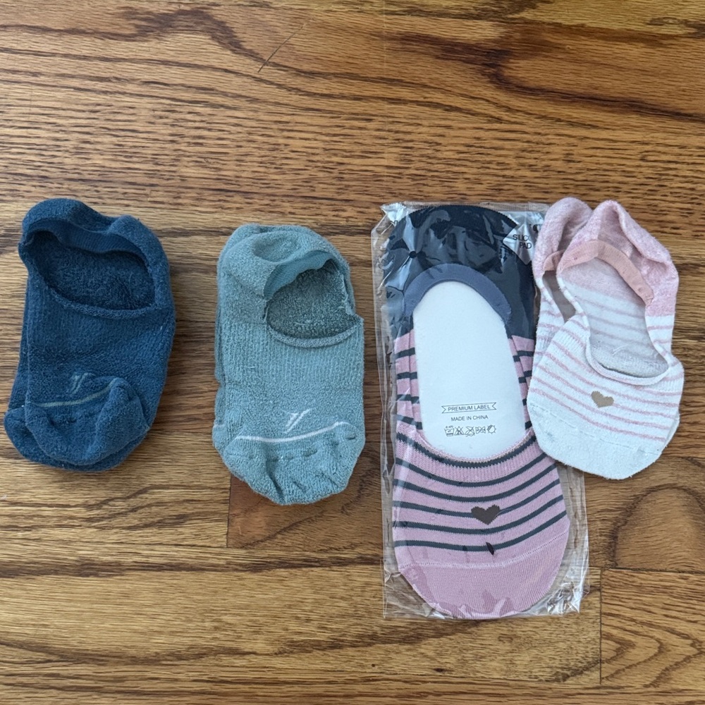 Set of No-Show Socks